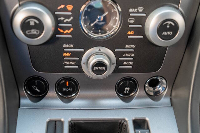 2010 Aston Martin DB9 27