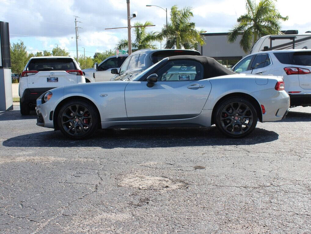 2018 FIAT 124 Spider Convertible - $22,495