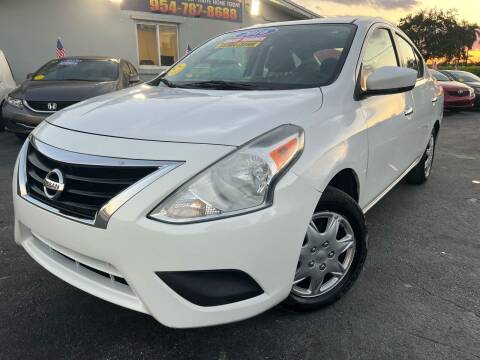 2016 Nissan Versa for sale at Auto Loans and Credit in Hollywood FL
