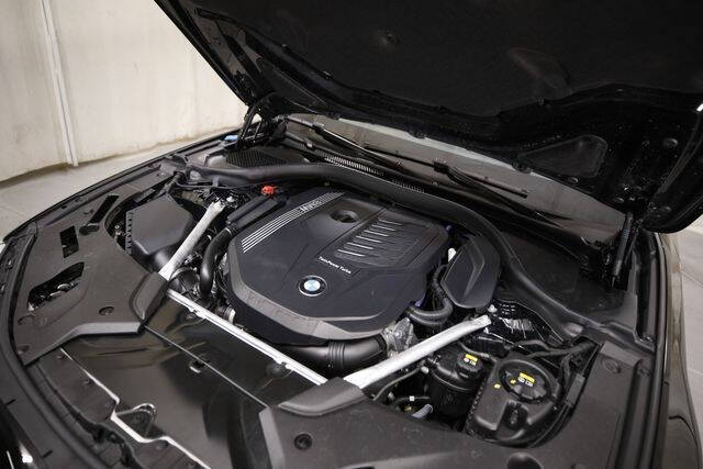 2021 BMW 5 Series 540i