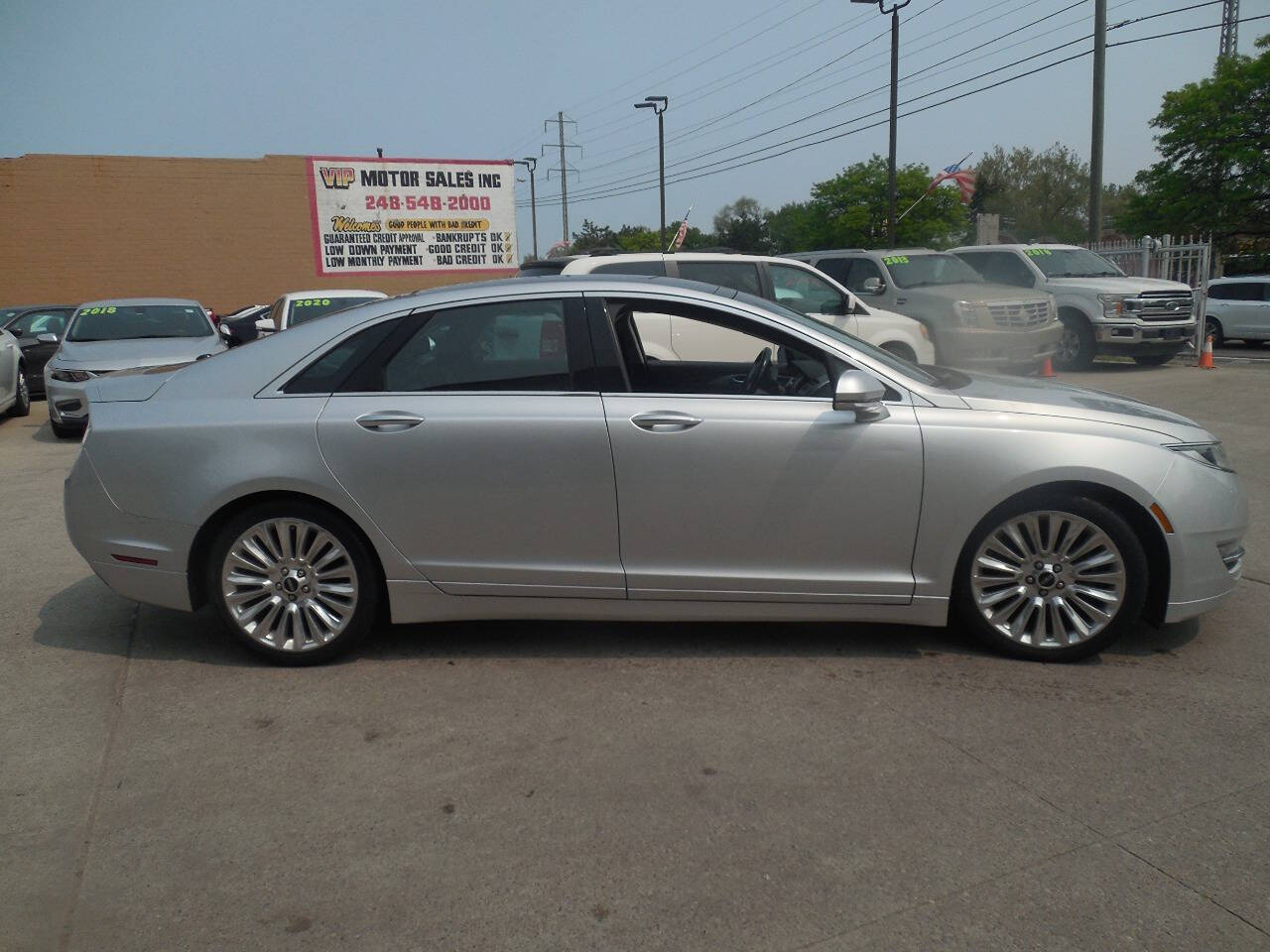 2015 Lincoln MKZ for sale at VIP Motor Sales in Hazel Park, MI