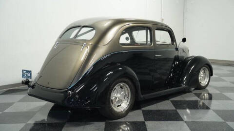 1937 Ford Tudor