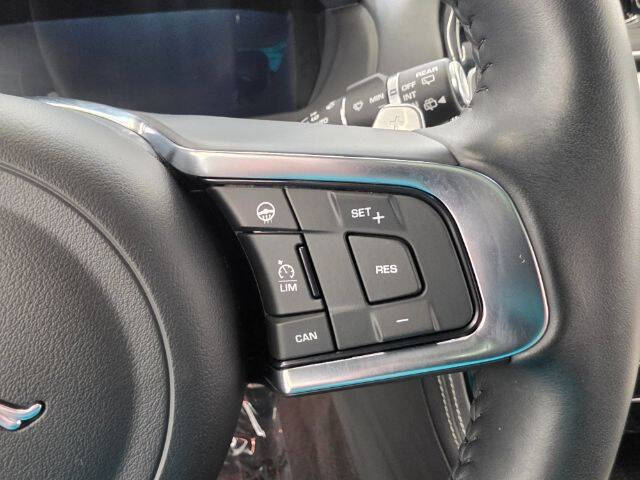 2018 Jaguar F-PACE S