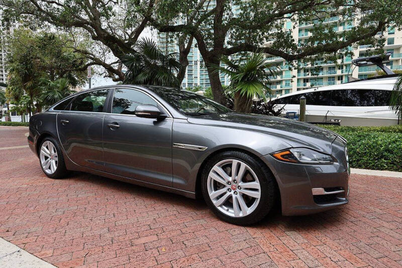 2016 Jaguar XJL Portfolio