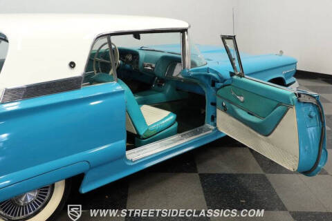 1958 Ford Thunderbird