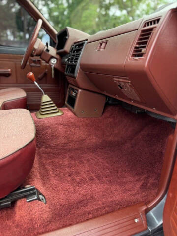 1990 Mazda B-Series B2200
