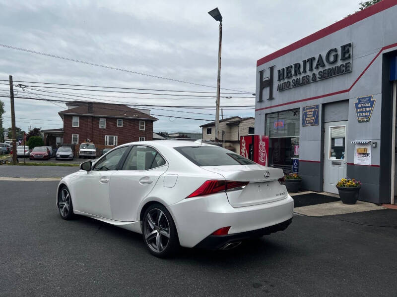 2017 Lexus IS 300