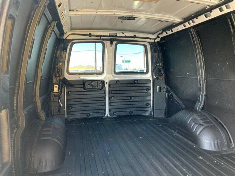 2018 Chevrolet Express 2500