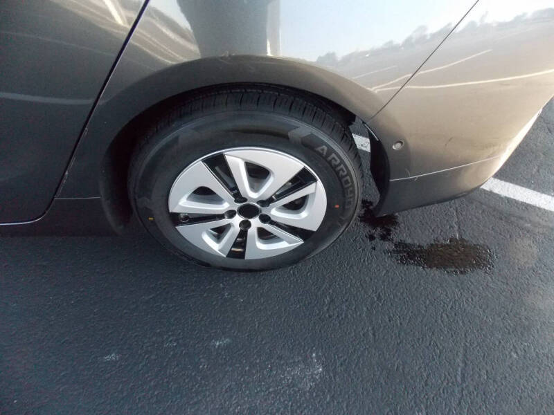 2018 Toyota Prius Three