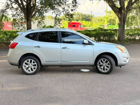 2013 Nissan Rogue SV w/SL Package