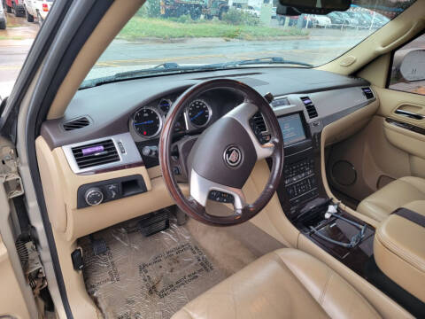 2011 Cadillac Escalade Premium