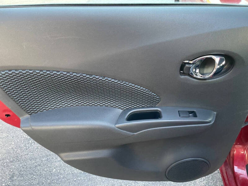 2018 Nissan Versa Note SV