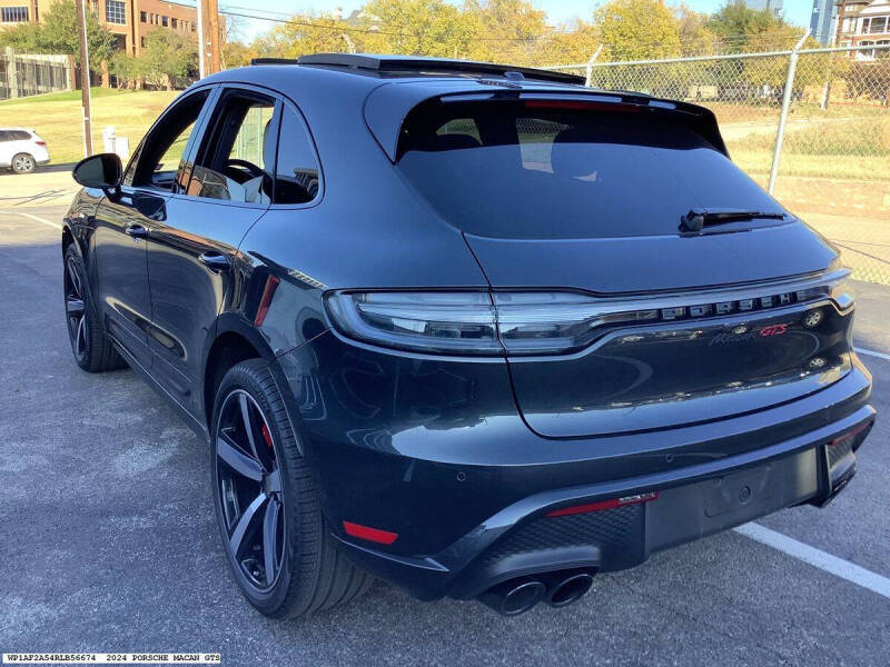 2024 Porsche Macan GTS