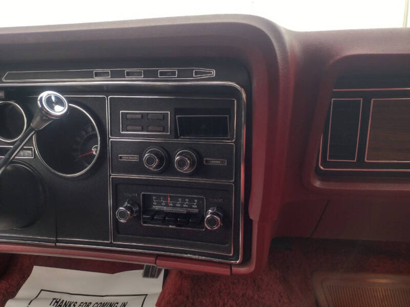 1972 Ford Thunderbird