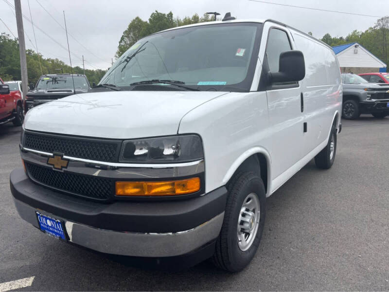 2025 Chevrolet Express 2500