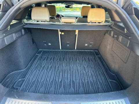 2020 Land Rover Range Rover Velar P340 R-Dynamic S