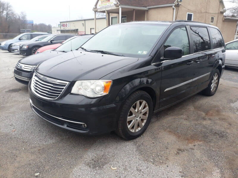 2013 Chrysler Town and Country for sale at GALANTE AUTO SALES LLC in Aston PA