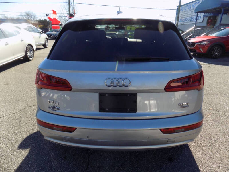 2018 Audi Q5 2.0T quattro Premium Plus