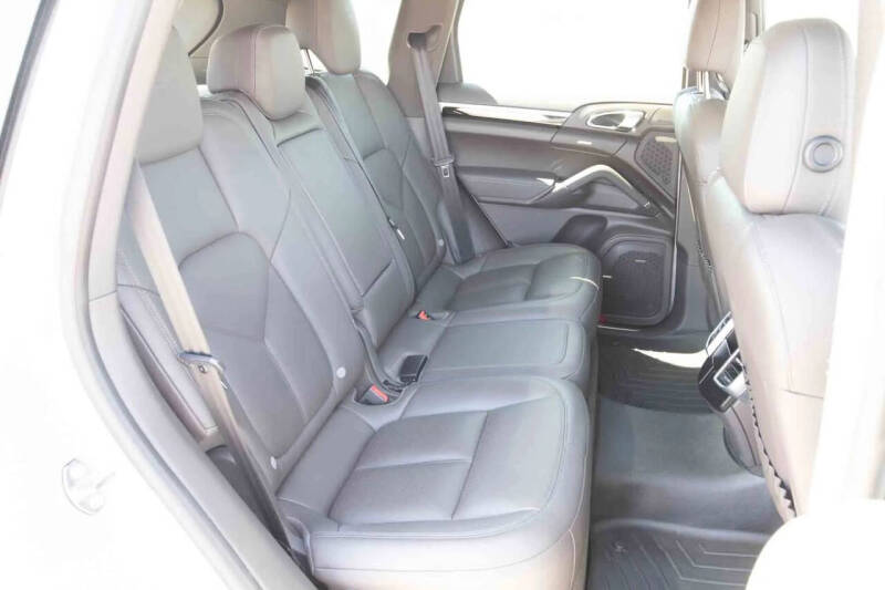 2017 Porsche Cayenne