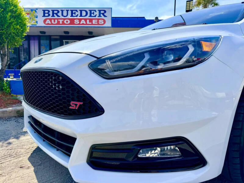 2018 Ford Focus ST