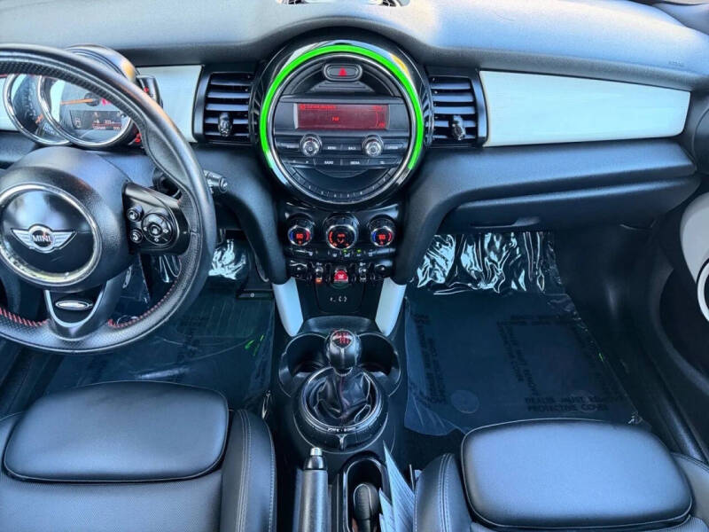 2015 MINI Hardtop 4 Door Cooper S