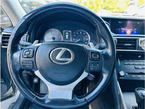2018 Lexus IS 300