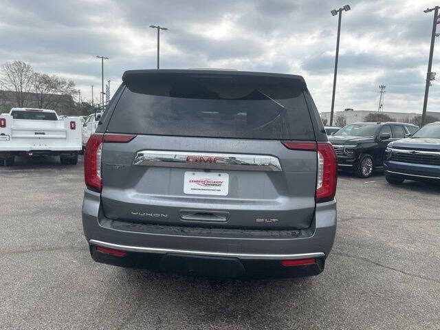 2022 GMC Yukon SLT