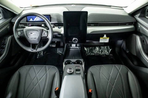 2023 Ford Mustang Mach-E California Route 1