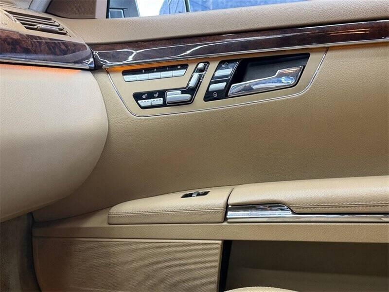 2013 Mercedes-Benz S-Class S 550 4MATIC