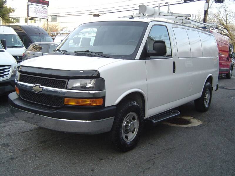 2015 Chevrolet Express Passenger for sale at Reliable Car-N-Care in Staten Island NY