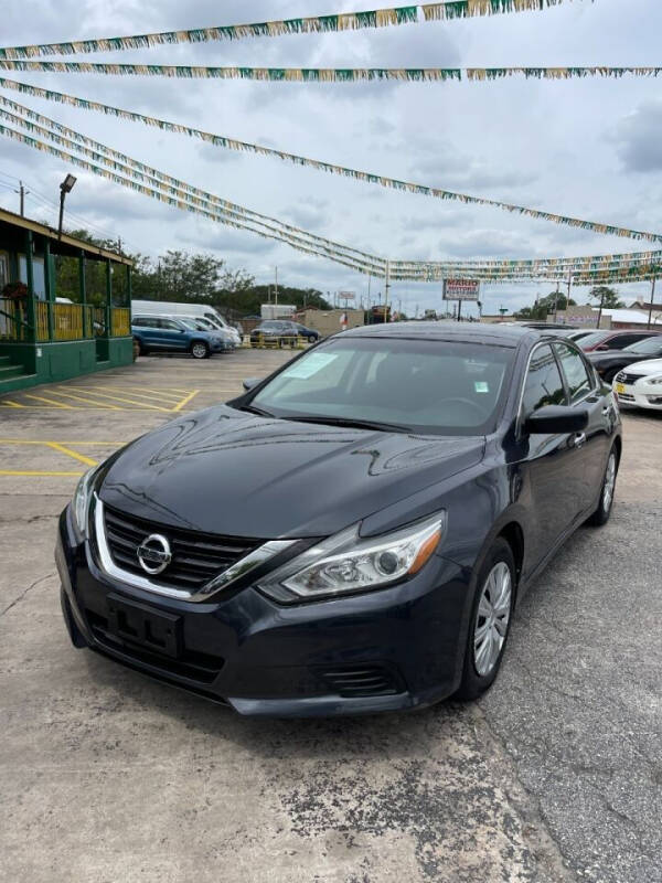 2018 Nissan Altima for sale at Pasadena Auto Planet in Houston TX