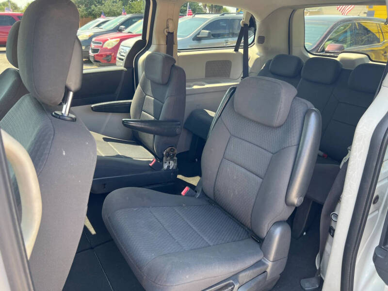 2010 Dodge Grand Caravan SE