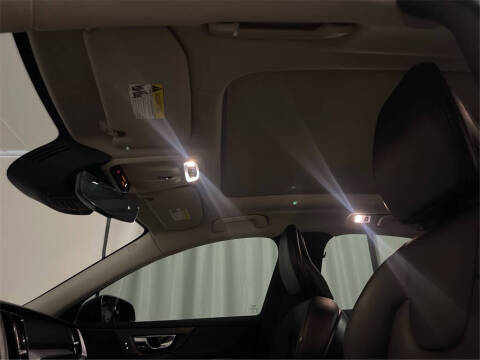 2020 Volvo S60 T5 Momentum