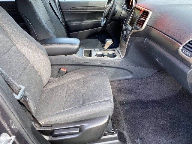 2017 Jeep Grand Cherokee Laredo