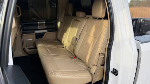 2017 Ford F-350 Super Duty Lariat