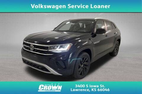 2023 Volkswagen Atlas Cross Sport for sale at Crown Automotive of Lawrence Kansas in Lawrence KS