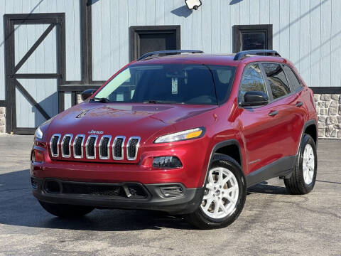 2017 Jeep Cherokee for sale at Dynamics Auto Sale in Highland IN