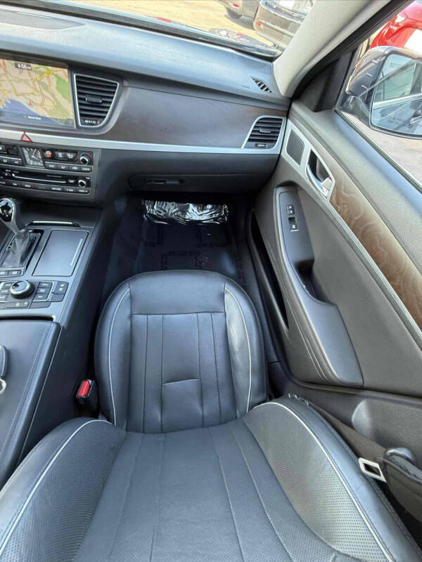 2016 Hyundai Genesis