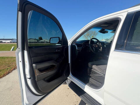 2017 Chevrolet Suburban LS