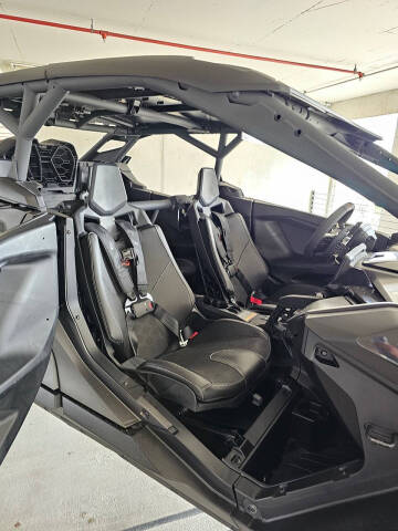 2025 Can-Am Maverick R X RS with Smart-sho