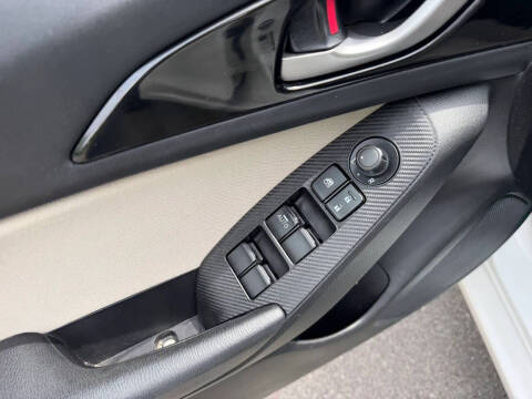 2014 Mazda MAZDA3 i Sport