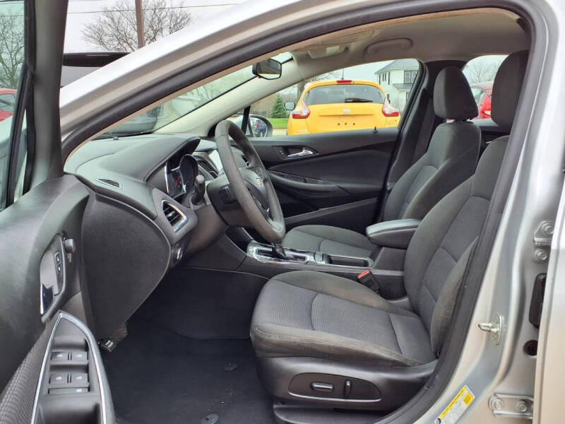 2017 Chevrolet Cruze LT Auto