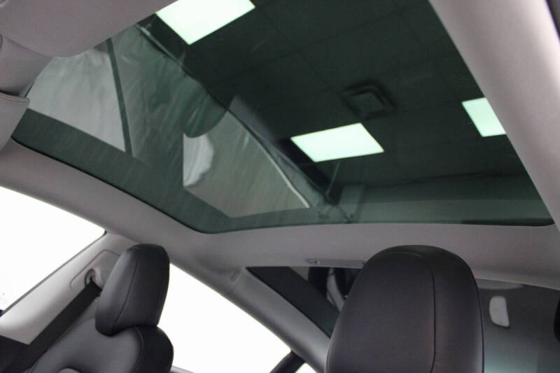 2019 Tesla Model 3 Mid Range