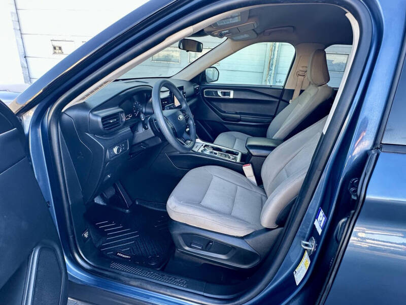 2020 Ford Explorer