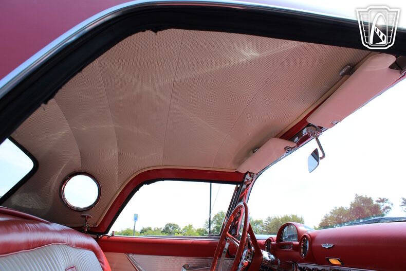 1956 Ford Thunderbird