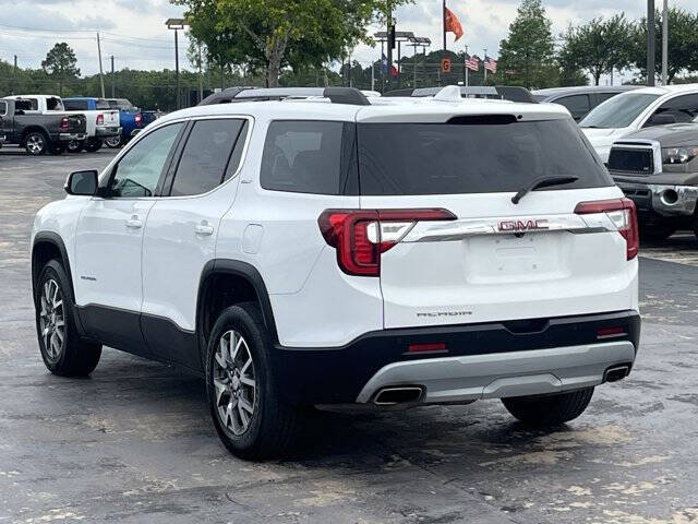 2023 GMC Acadia SLT