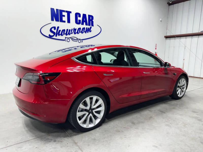 2019 Tesla Model 3 Mid Range