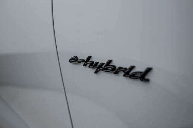 2026 Porsche Cayenne E-Hybrid Coupe