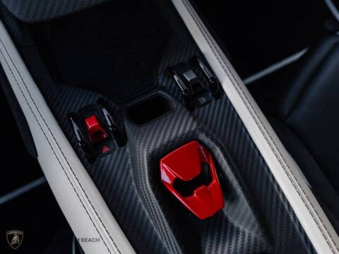 2024 Lamborghini Revuelto