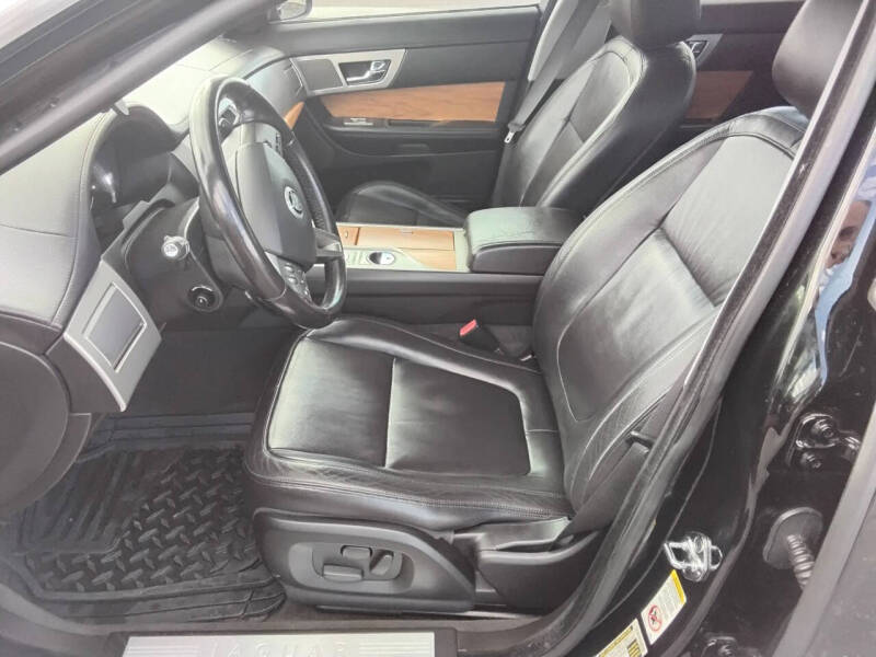 2009 Jaguar XF Luxury
